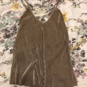 Medium sized tank top
